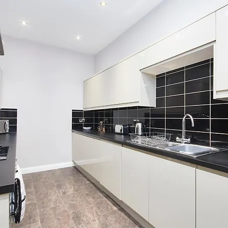 Number One - The Exquisite Emerald Abode Harrogate